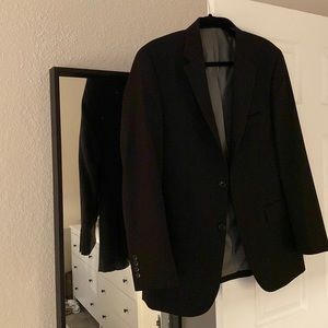 Pronto Uomo Suit 40R and suit Pants that are brought in to a 30